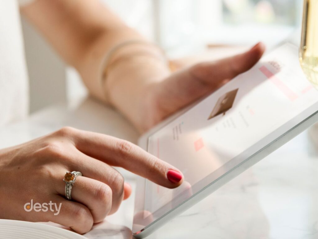 belanja online lewat tablet - media.desty.app (1)