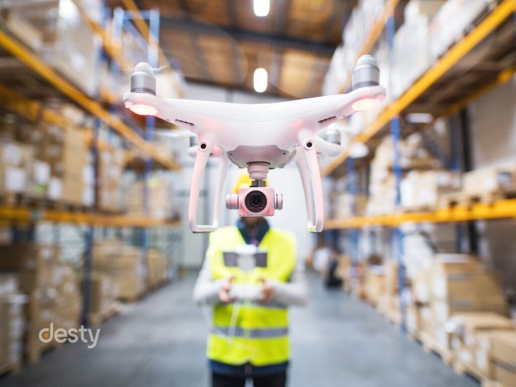 menggunakan drone di warehouse - media.desty.app (1)