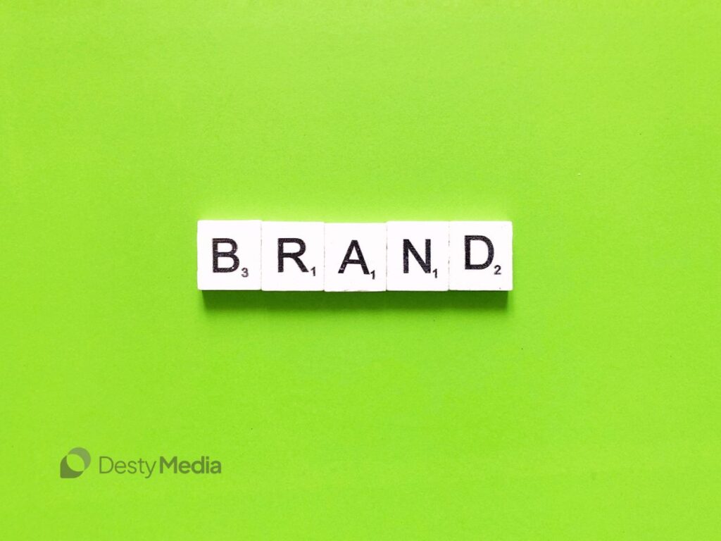 karakteristik adalah bagian dari branding bisnis - media desty