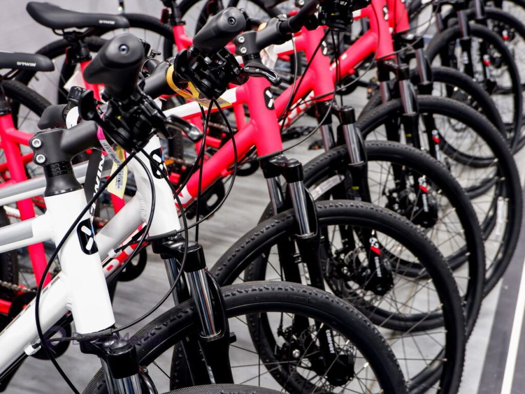 toko sepeda dan olahraga adalah salah satu contoh umkm - media desty